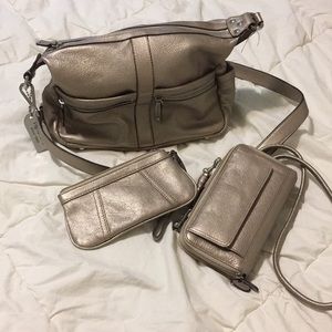 Tignanello purse coin and wallet Set ❤️❤️